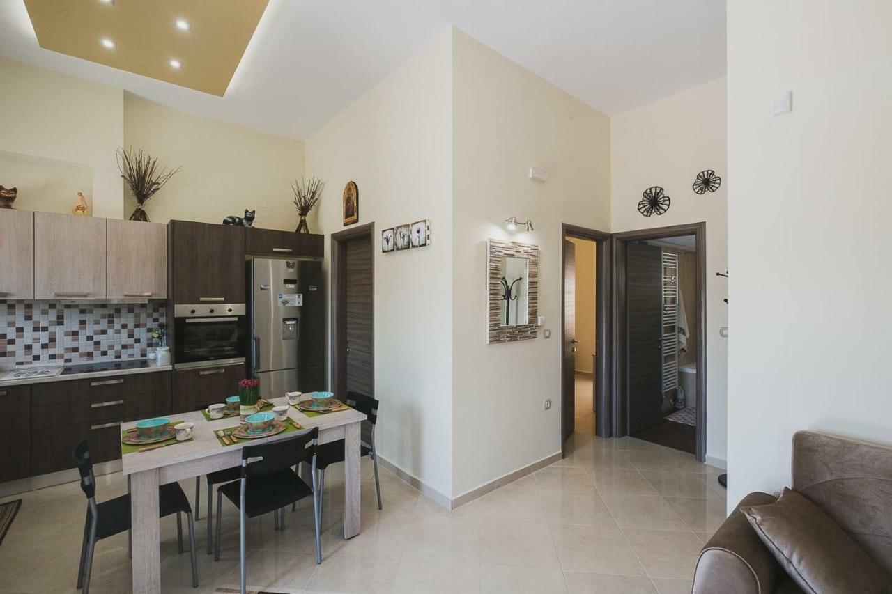 Spacious Home With Parking Chania  Zewnętrze zdjęcie
