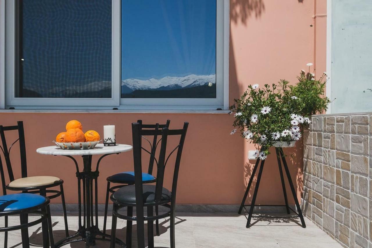 Spacious Home With Parking Chania  Zewnętrze zdjęcie