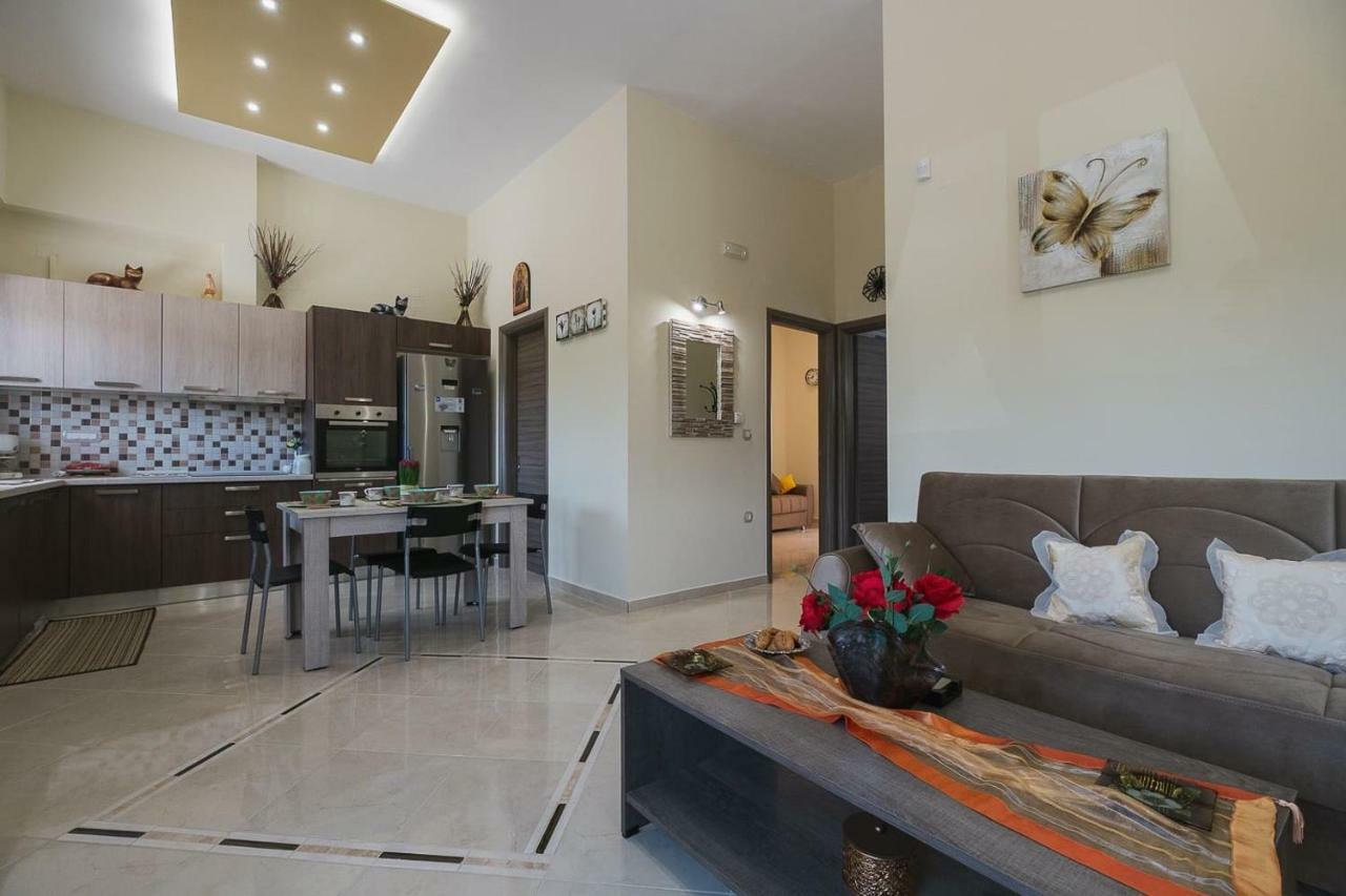 Spacious Home With Parking Chania  Zewnętrze zdjęcie