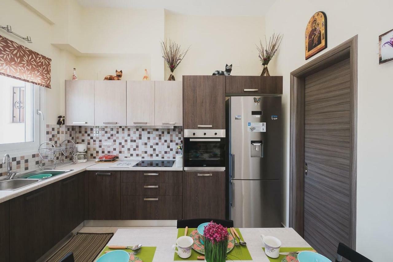 Spacious Home With Parking Chania  Zewnętrze zdjęcie