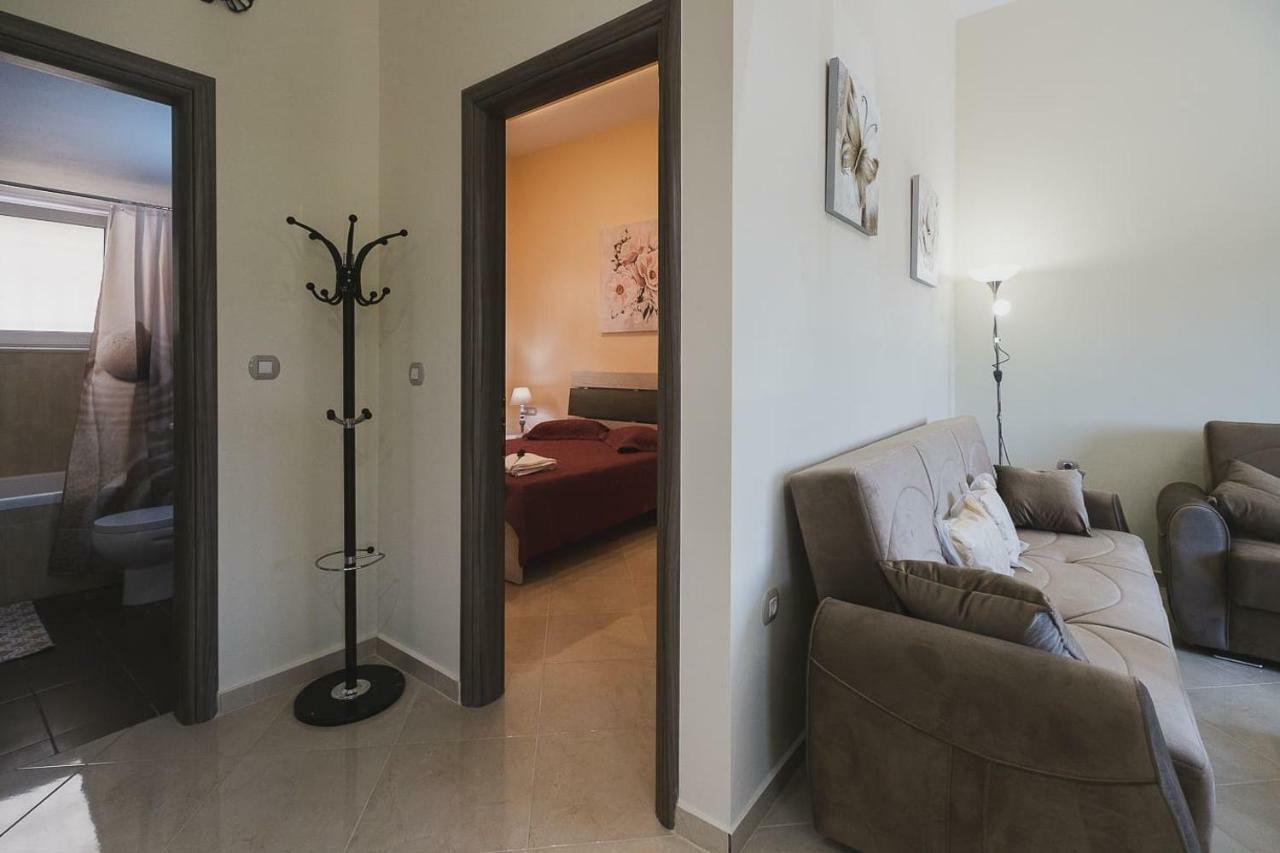 Spacious Home With Parking Chania  Zewnętrze zdjęcie